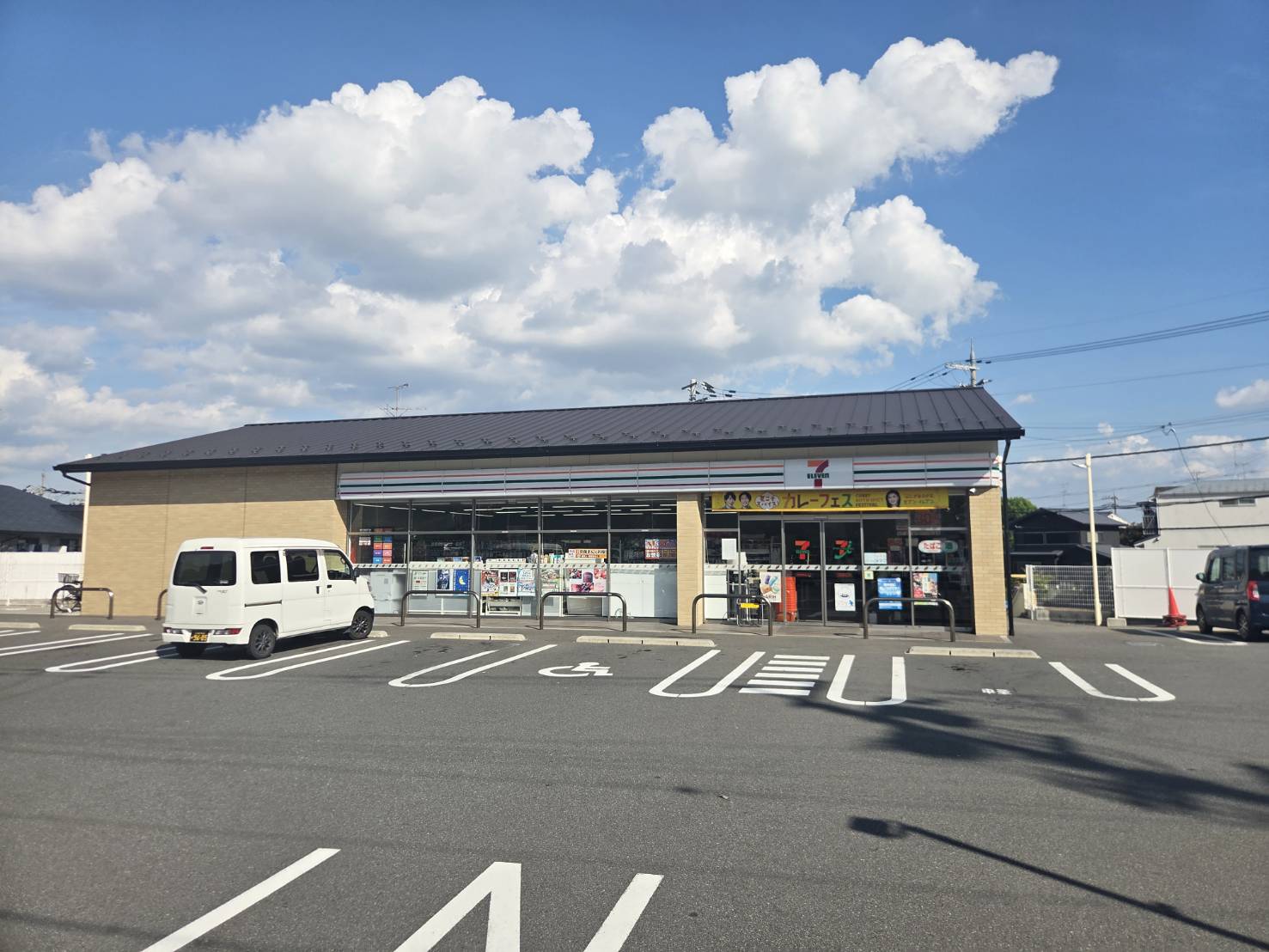 セブンイレブン 京都樫原盆山店